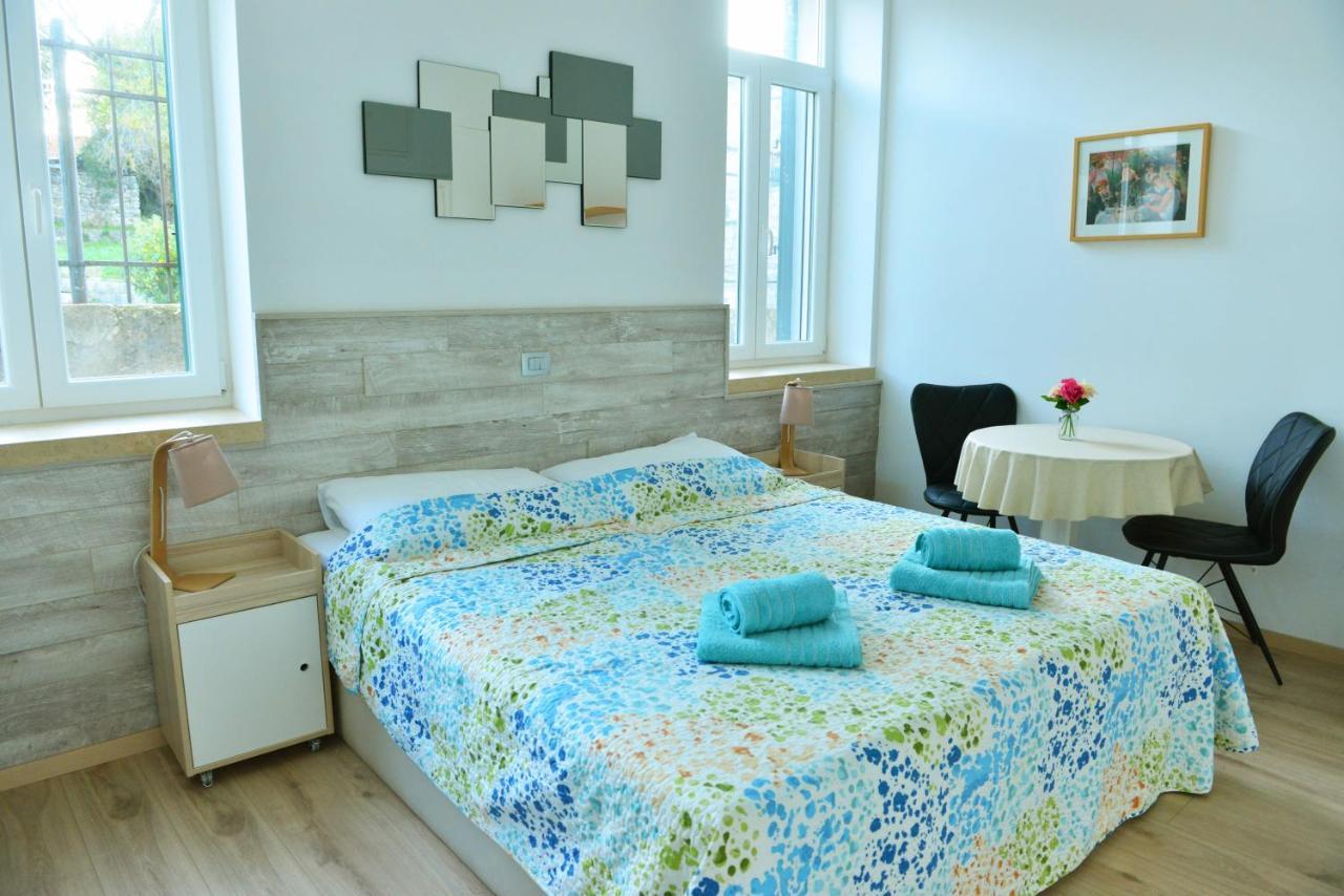 Studio de 18 m² en Appartement avec 1 salle Split Extérieur photo